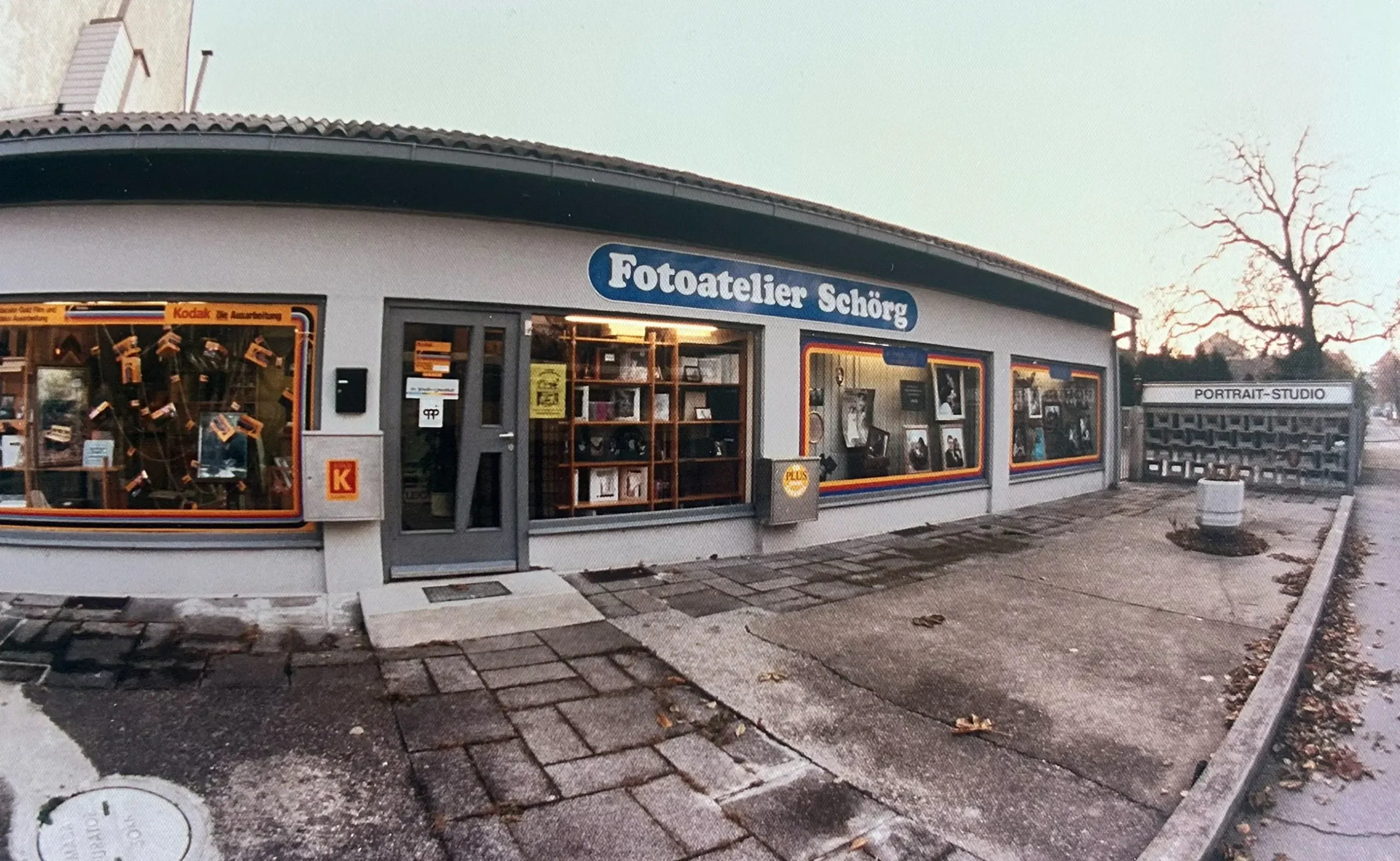 Historisches Fotostudio als Einblick in die Entwicklung eines Fotografenbetriebs